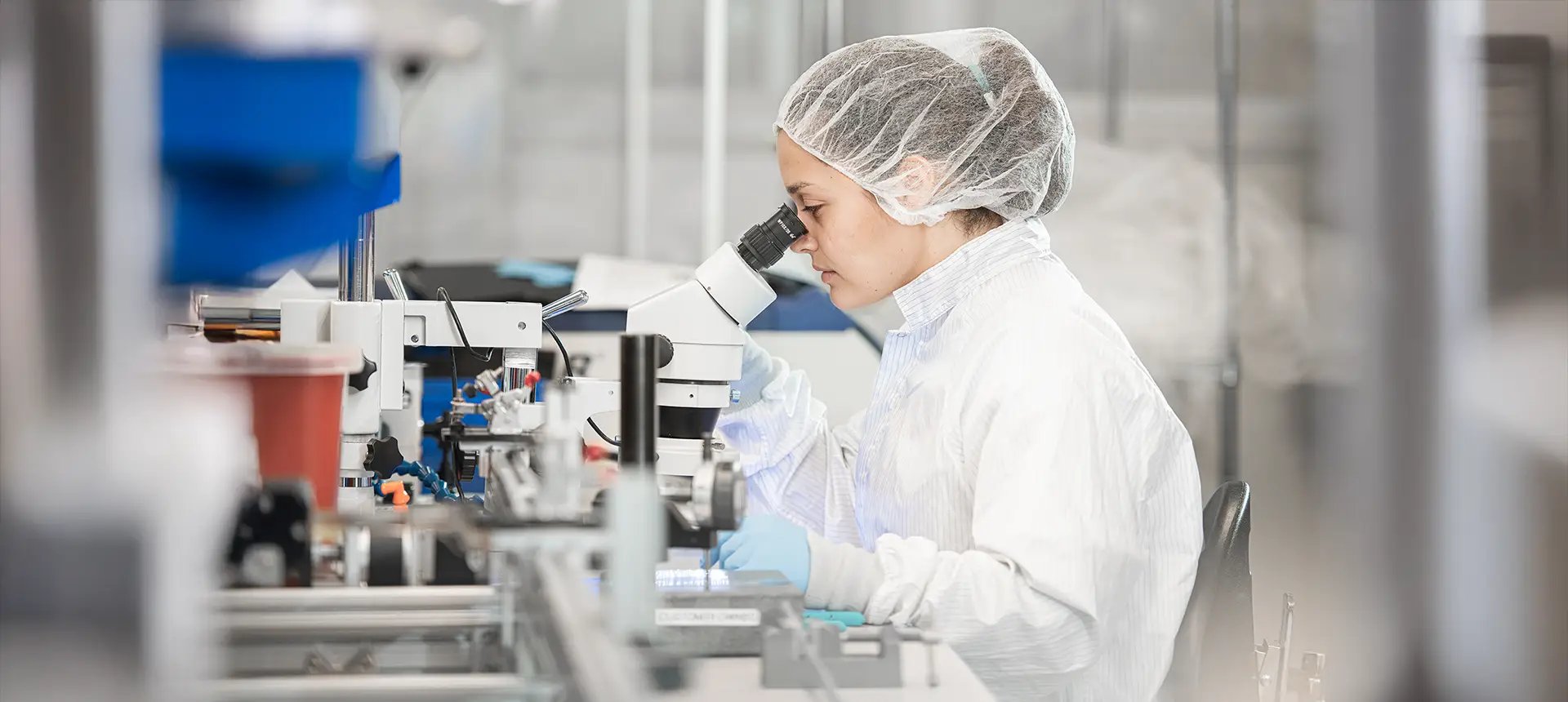 Cleanroom packaging line for sterile orthopedic and surgical medical devices